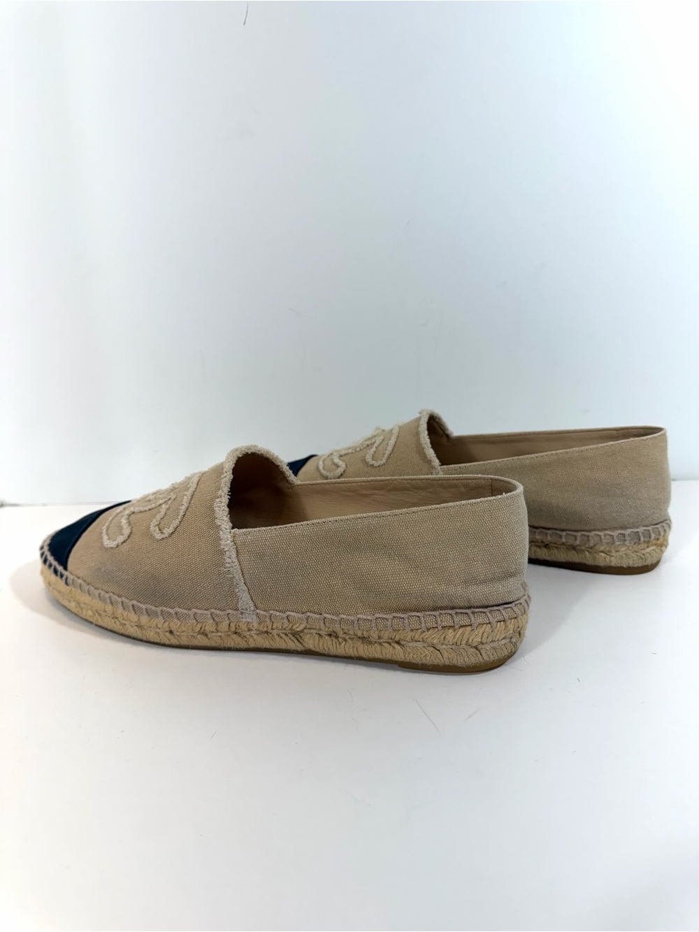 Chanel Canvas CC Logo Espadrilles - Beige & Black Cap Toe - Size 41 Us 11 - Picture 5 of 12
